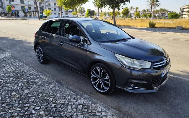 Citroën C4 1.6 e-HDi Exclusive J17 CMP6