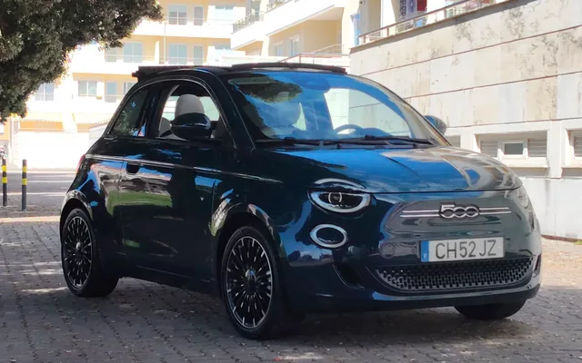 Fiat 500e C La Prima