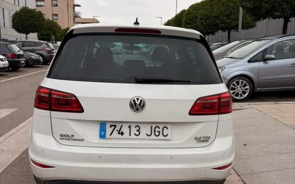 VOLKSWAGEN Golf Golf Sportsvan 2.0TDI CR Sport 110kW