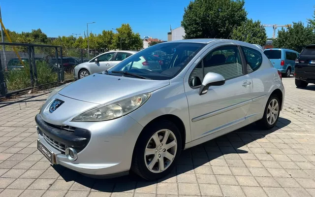 Peugeot 207 1.6 HDi Sport