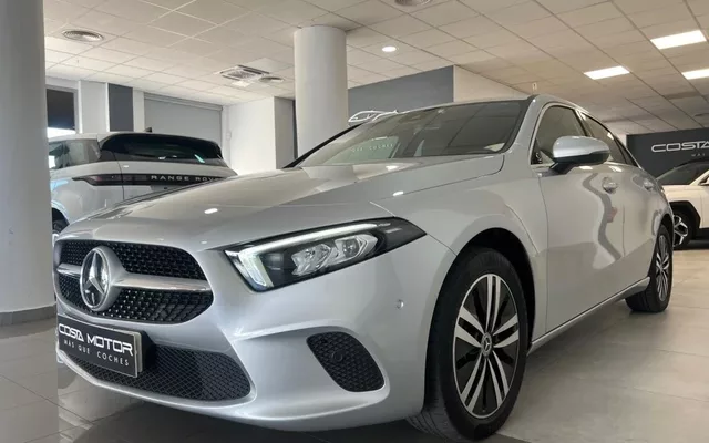 MERCEDES-BENZ Clase A A 250e Sedán 8G-DCT