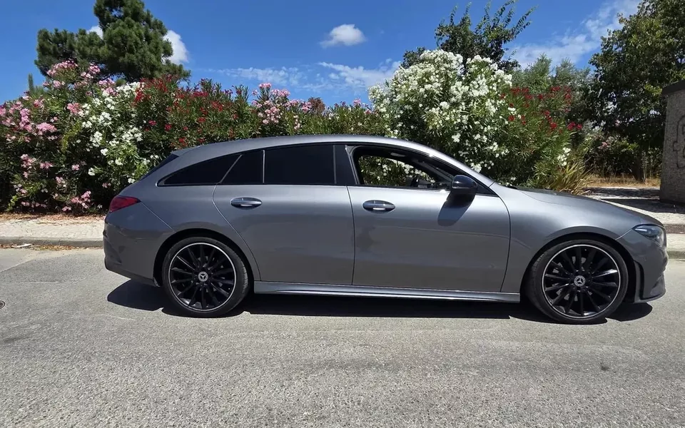 Mercedes-Benz CLA 220 d Shooting Brake AMG Line Aut.