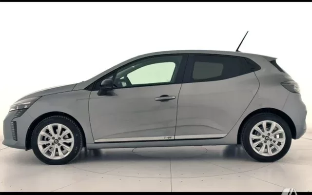 RENAULT Clio CLIO EVOLUTION 1.5DCI 100CV