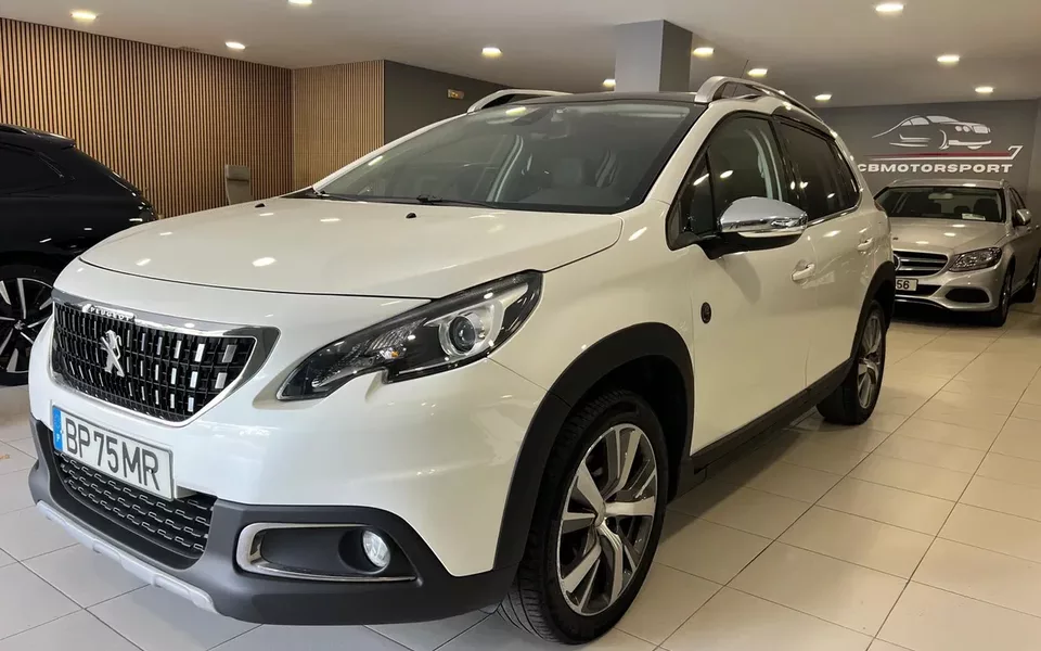 Peugeot 2008 PureTech 110 Stop&Start EAT6 Crossway