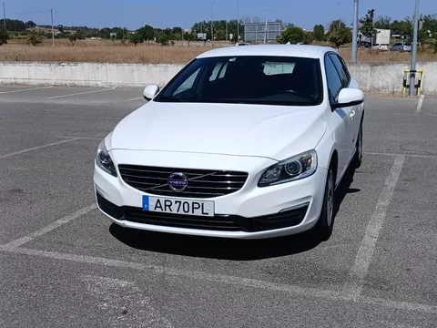 Volvo V60 2.0 D3 Momentum Geartronic