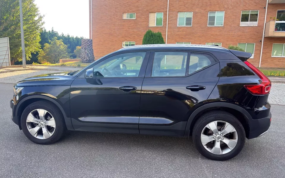 Volvo XC 40 2.0 D3 Momentum Plus Geartronic