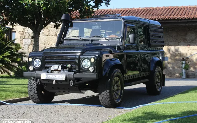 Land Rover Defender 110 Black Pearl Limited Edition
