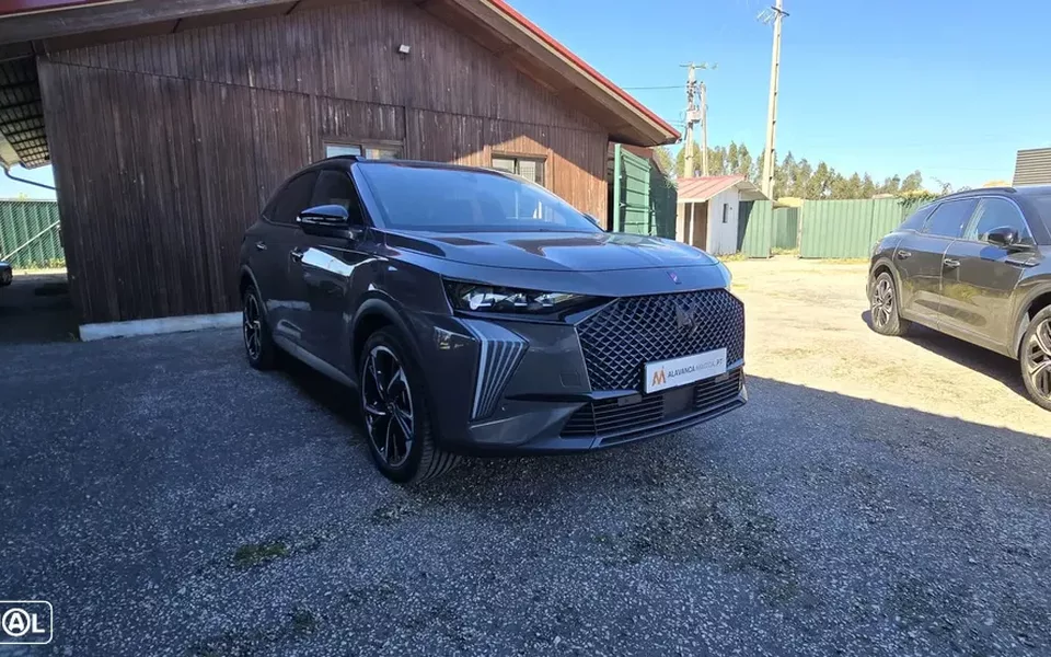 DS DS7 Crossback E-Tense Performance Line+ EAT8