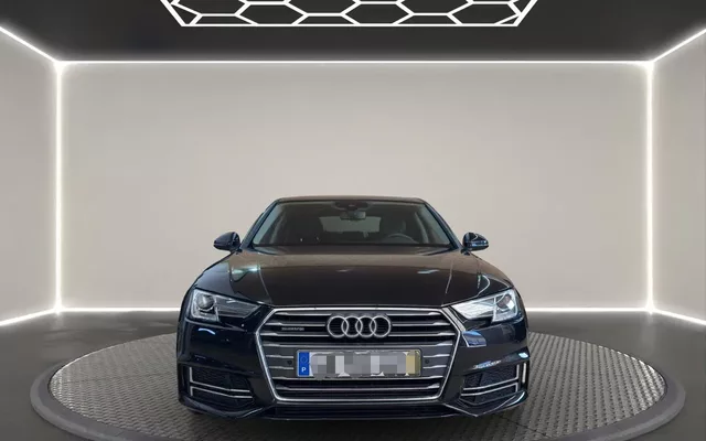 Audi A4 3.0 TDI V6 quattro Sport Tiptronic