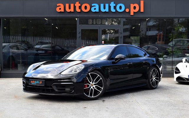 Porsche PANAMERA 2021