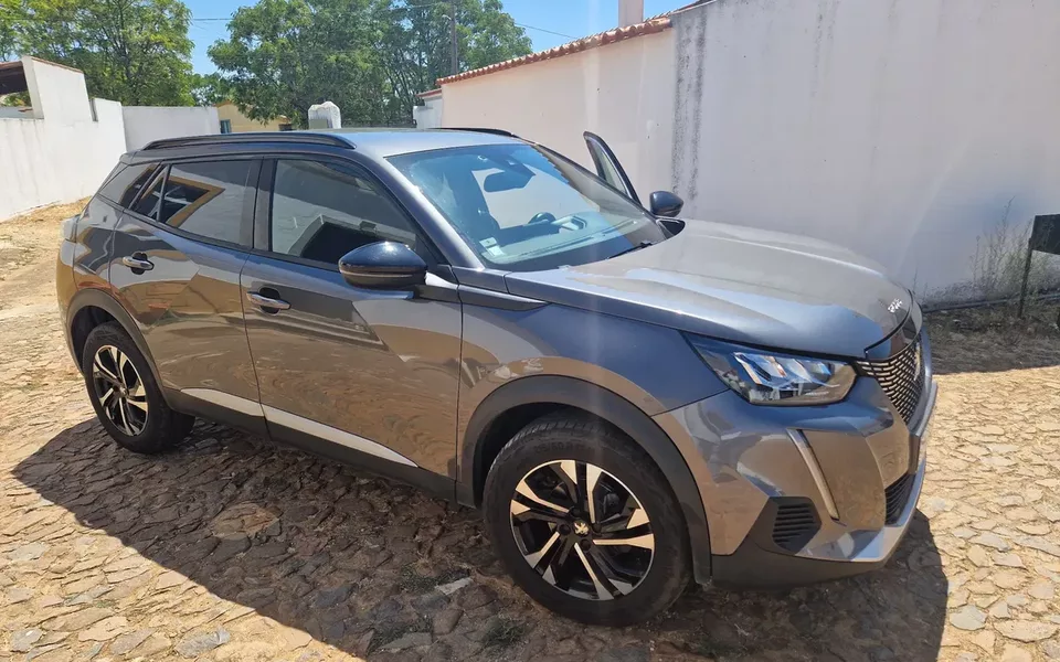 Peugeot 2008 1.2 PureTech Allure Pack