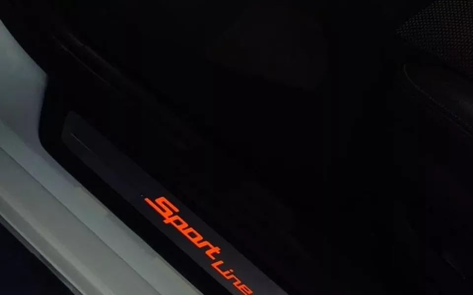 BMW Serie 5 520dA - 25999€ en Jerez de la frontera
