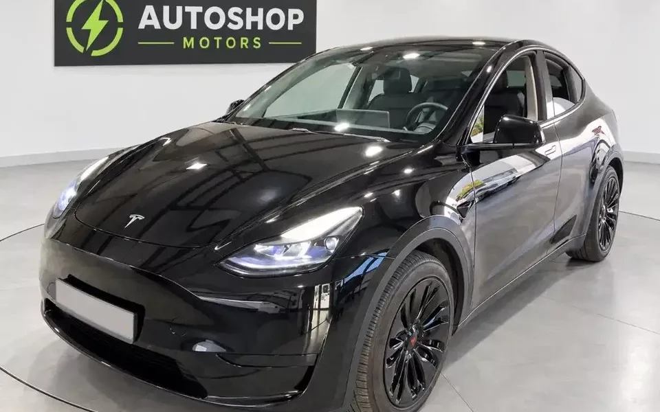 Tesla Model Y RWD