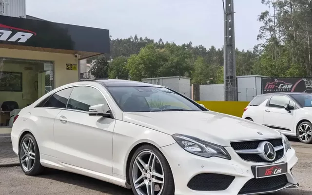 Mercedes-Benz E 220 CDI 7G-TRONIC