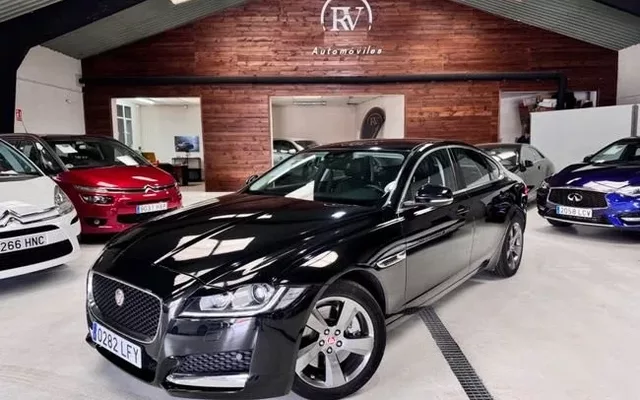 JAGUAR XF XF 3.0TDV6 Portfolio Aut.