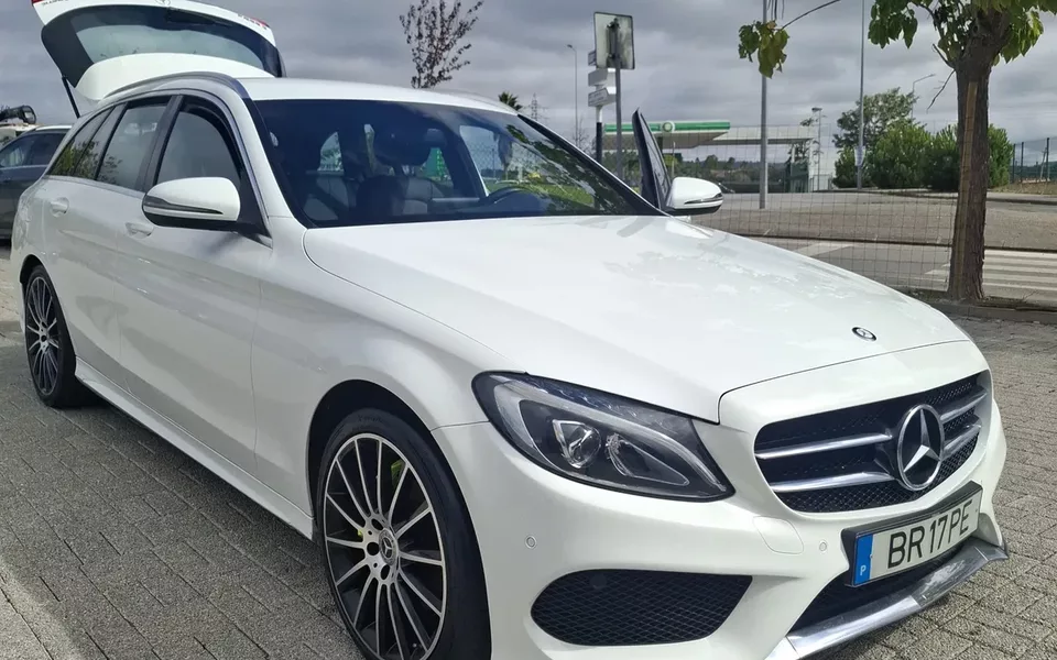 Mercedes-Benz C 220 d Station 9G-TRONIC AMG Line