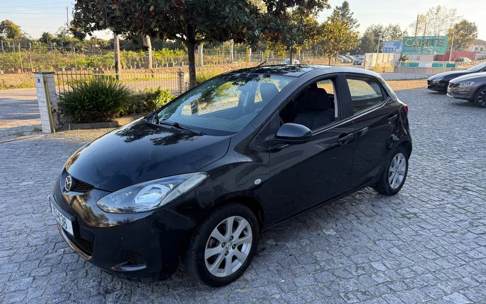 Mazda 2