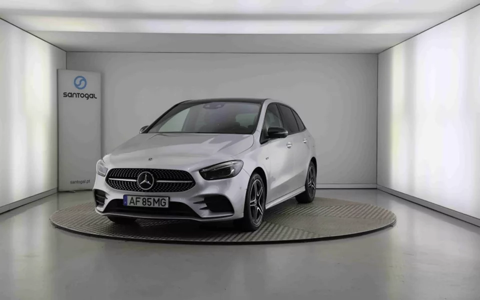 MERCEDES - Classe B - B 250 e AMG Line