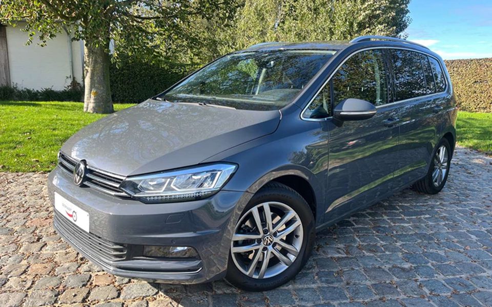 Volkswagen Touran 2.0 TDi SCR DSG/1eigenr/73200km/Carplay/Pdc/Clima/Cruise/Garantie tot 02/2028...