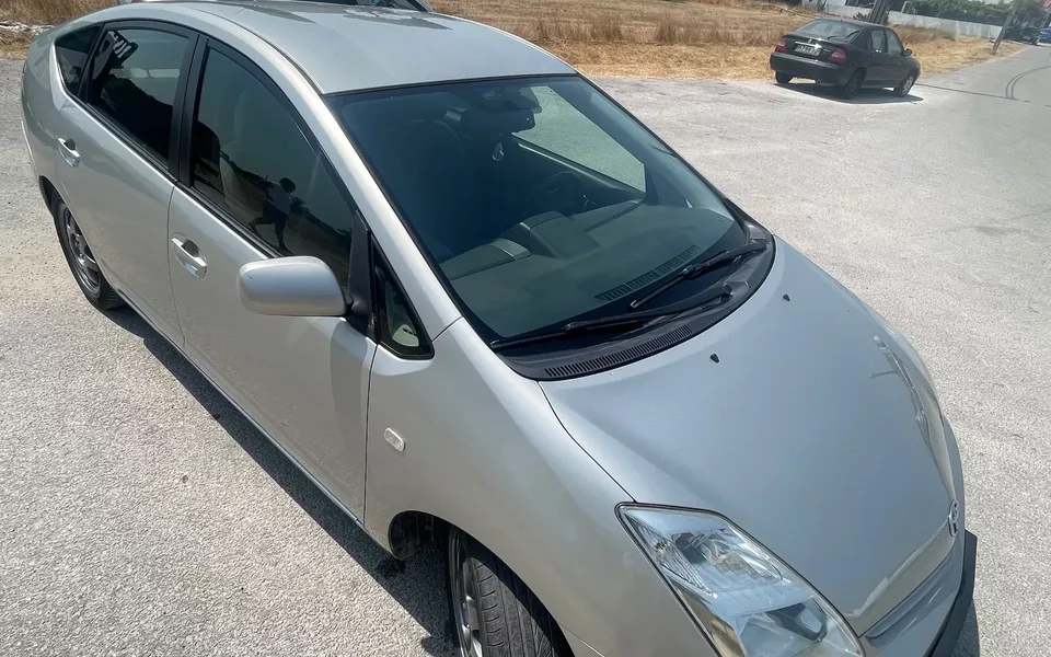 Toyota Prius 1.5 VVT-i Híbrido