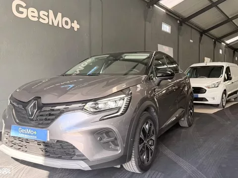 Renault Captur 1.0 TCe Techno Bi-Fuel
