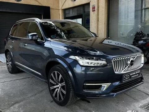 VOLVO XC60 XC60 B4 Momentum FWD Aut.