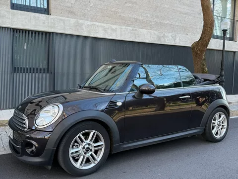 MINI Cabrio Cooper D