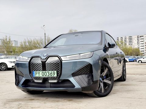 BMW IX 2022