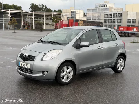 Toyota Yaris 1.0 VVT-i Sol High Pack