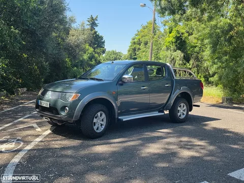 Mitsubishi L200 2.5 DI-D CD Invite AC+ABS