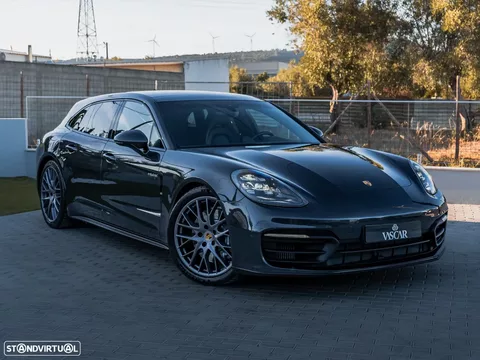 Porsche Panamera Sport Turismo 4 E-Hybrid Edition 10 Anos