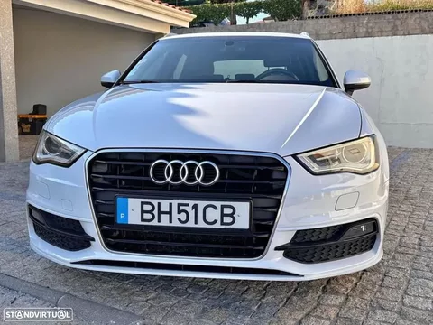 Audi A3 Sportback 2.0 TDI (clean diesel) S tronic S line Sport Pack