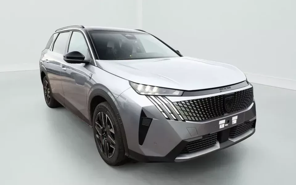 Peugeot 5008 Hybrid 145 GT Pano ComfortP GPS Zéro km immatriculé