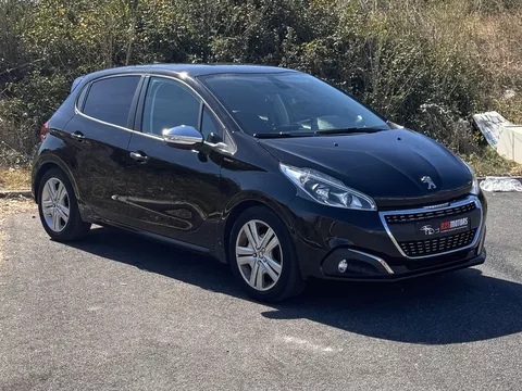 Peugeot 208 82 PureTech Style