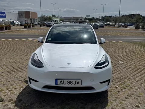 Tesla Model Y Tração Traseira