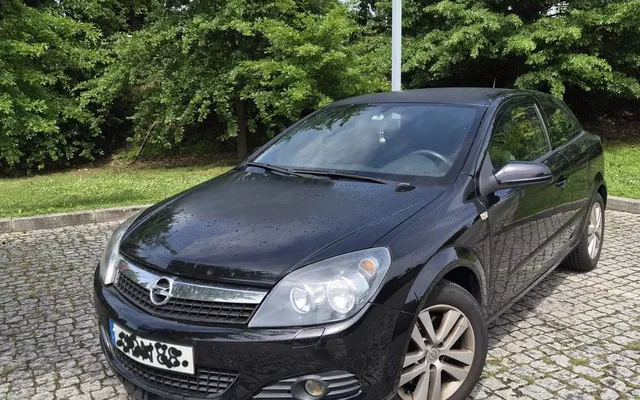 Opel Astra GTC 1.7 CDTi