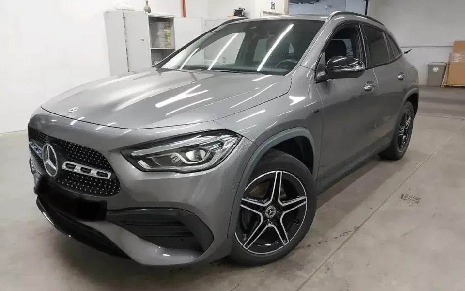 Mercedes-Benz GLA 250 e 8G-DCT AMG Line
