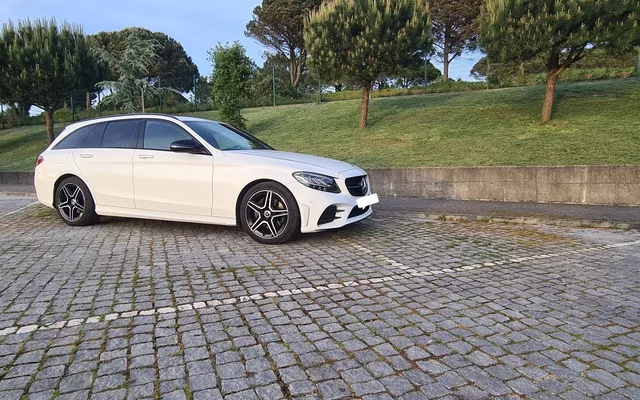 Mercedes-Benz C 220 d AMG Line