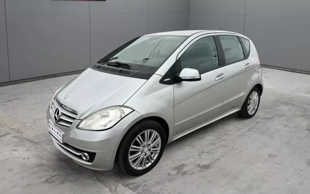 MERCEDES-BENZ Clase A A 180CDI Avantgarde - 7900€ en Lugo