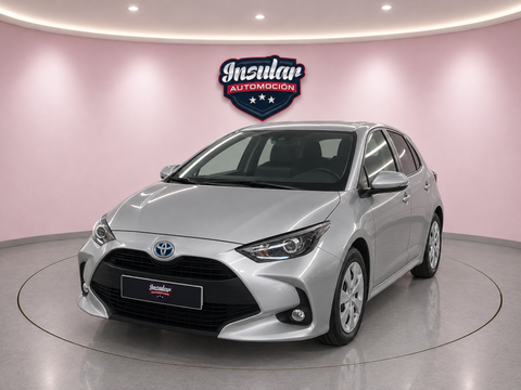 TOYOTA Yaris Yaris 120H 1.5 Business Plus - 13995€ en Palmas de gran canaria