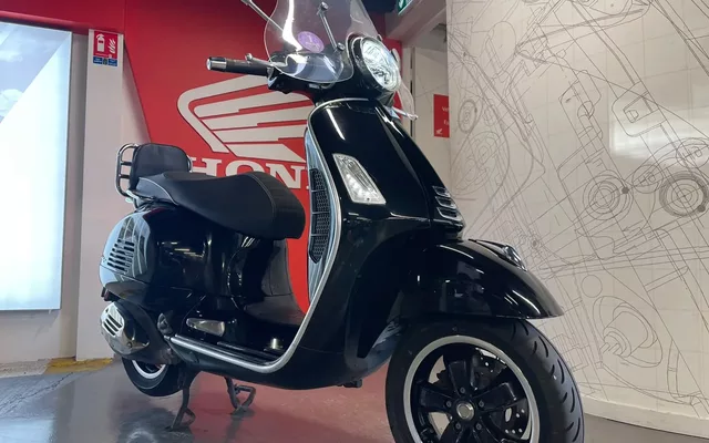 PIAGGIO - PIAGGIO GTS 300 SUPER - TRES BON ETAT - 79€/MOIS