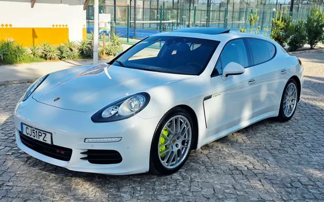 Porsche Panamera S E-Hybrid