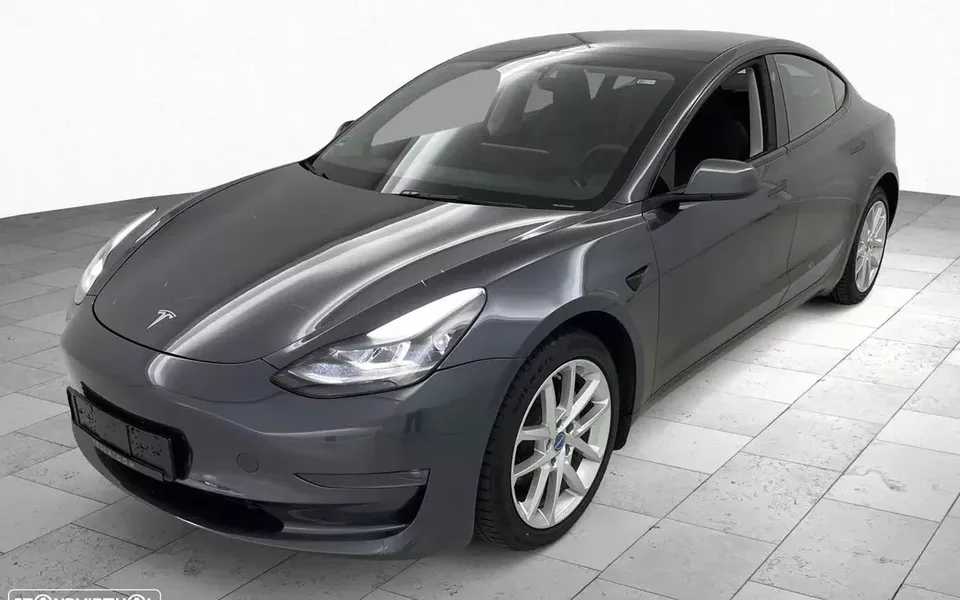 Tesla Model 3 Standard RWD Plus