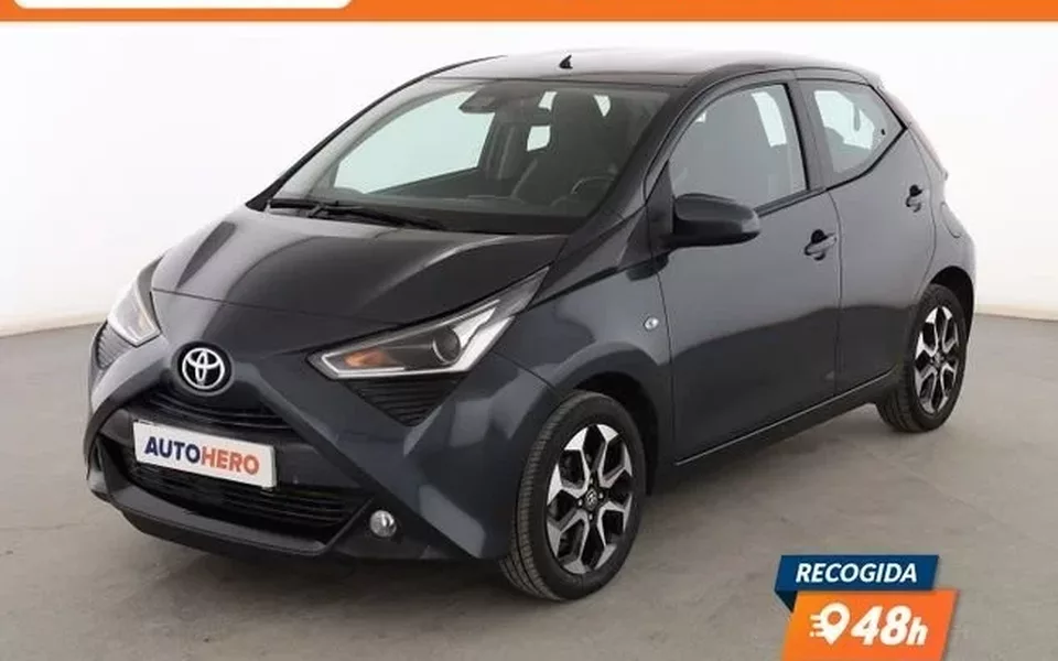 TOYOTA Aygo 1.0 VVT-i X-Play