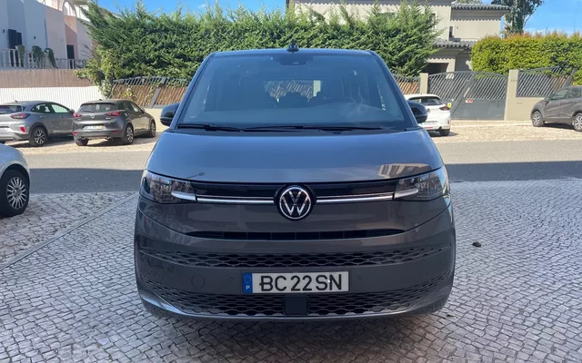 VW Multivan 2.0 TDI Life Longa DSG