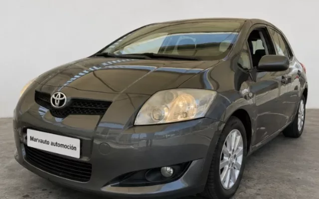 TOYOTA Auris Auris 1.4D-4D