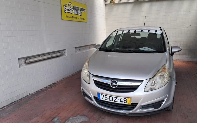 Opel Corsa 1.2 CMON