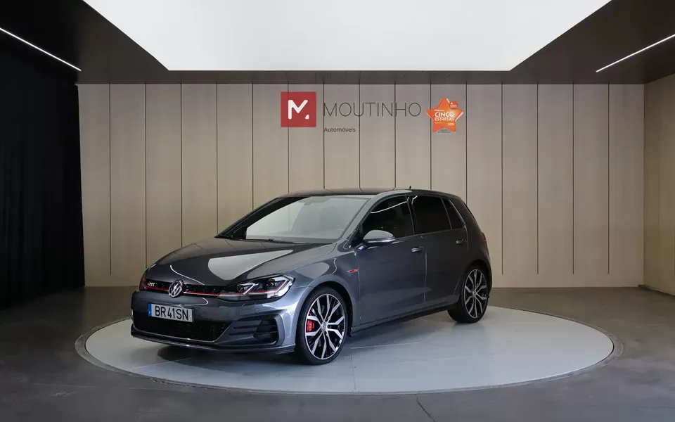 VW Golf 2.0 TSI GTI DSG Performance
