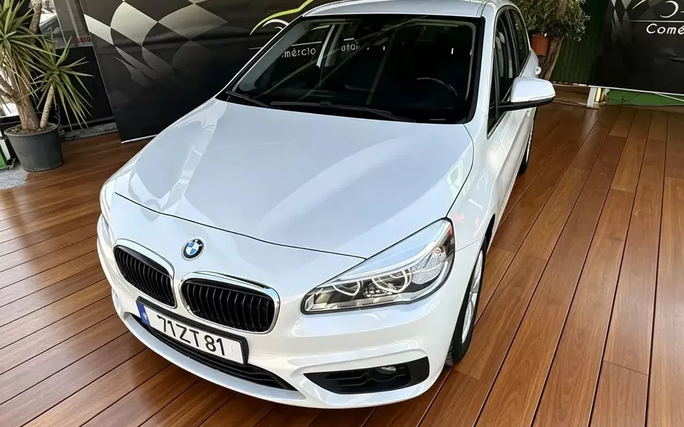 BMW 216 Active Tourer d Aut. Advantage