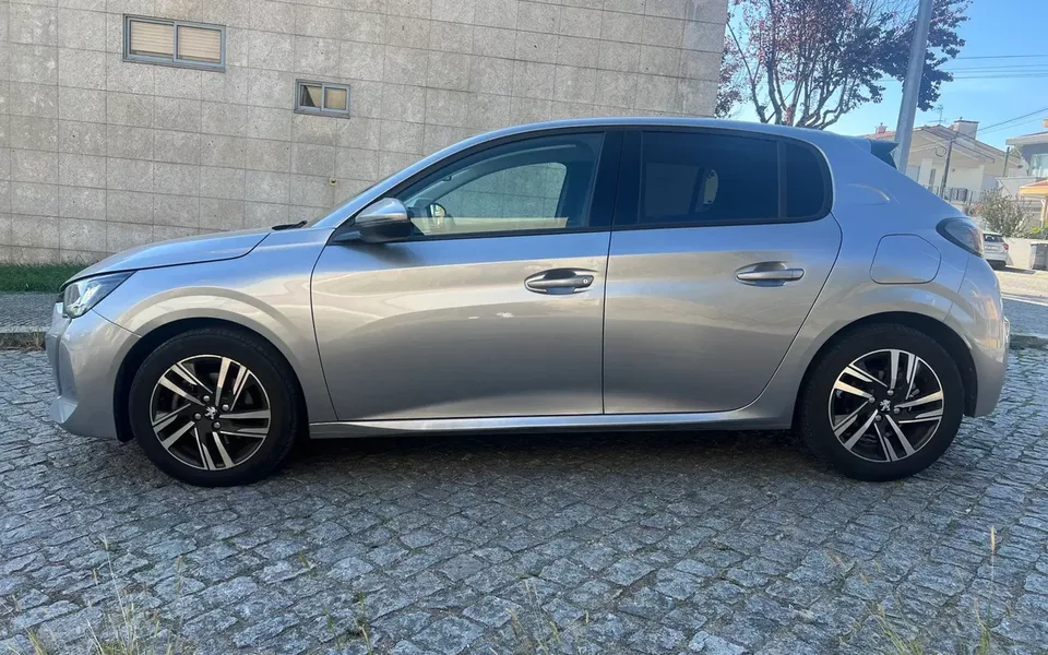 Peugeot 208 1.2 PureTech Allure Pack